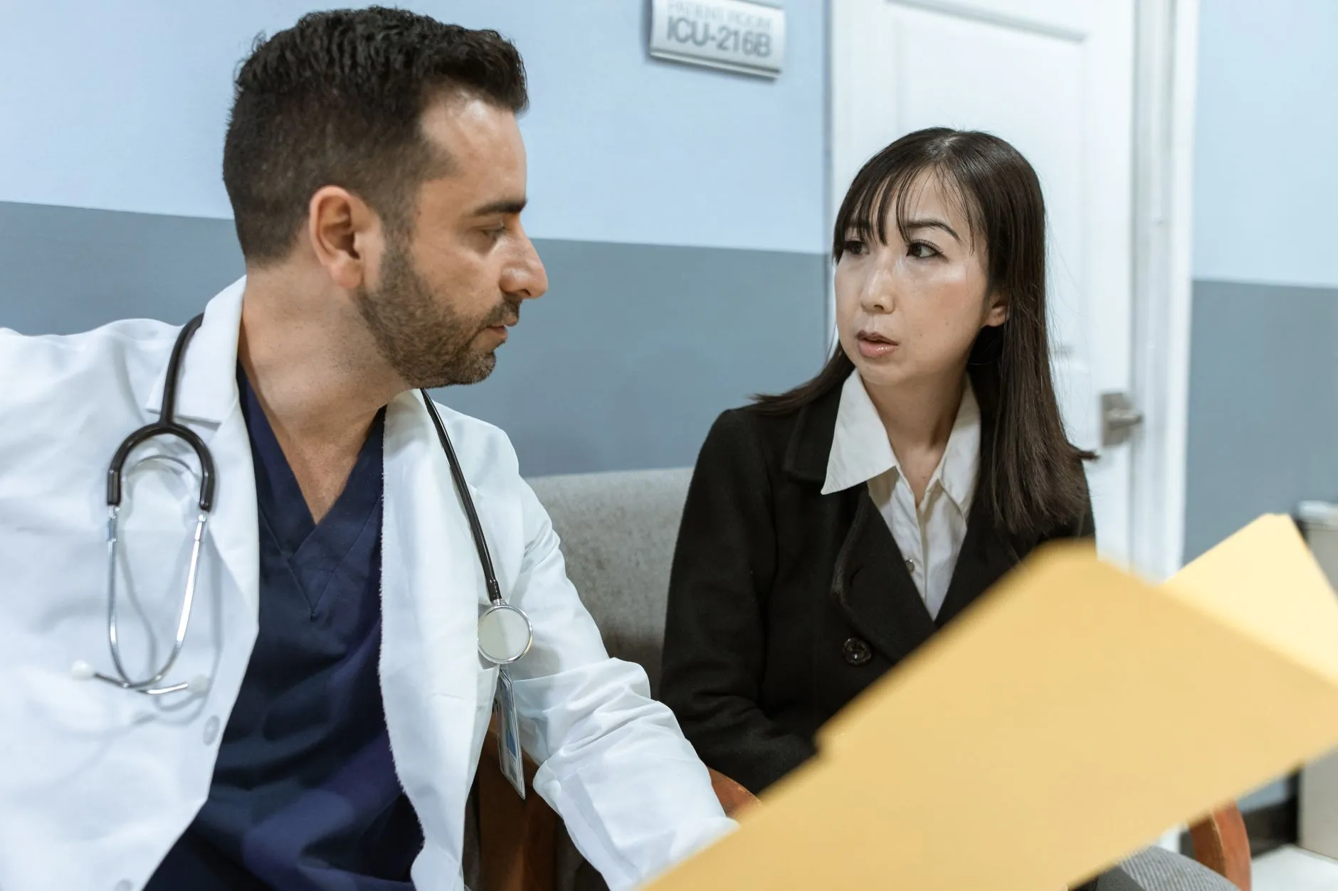 头皮护理液成分解析与防脱固发效果的科学依据